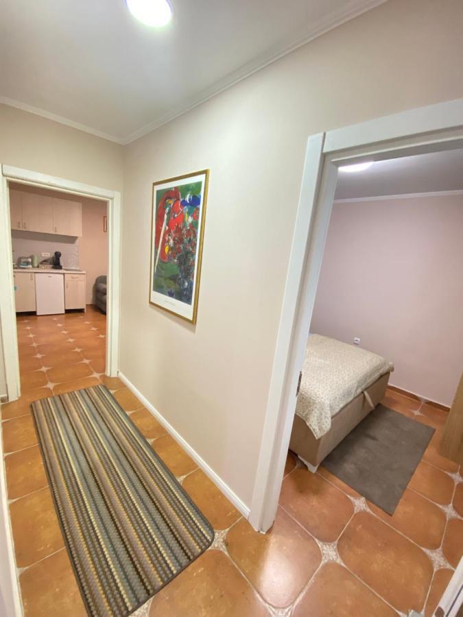 Aquata Apartments Tivat Exterior foto